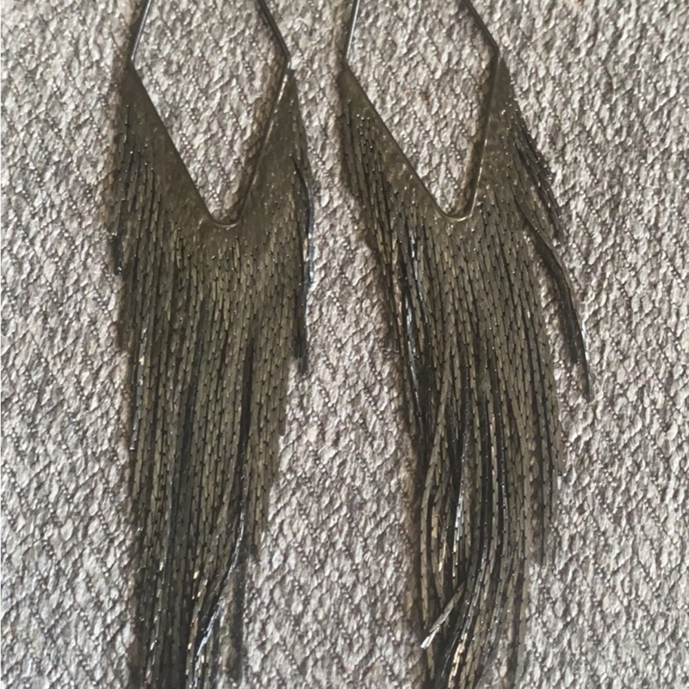 Earrings - Picture 4 of 7